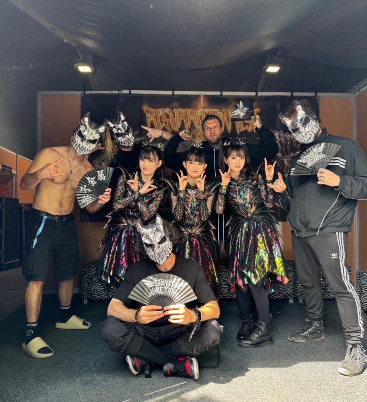 SLAUGHTER TO PREVAIL Y BABY METAL